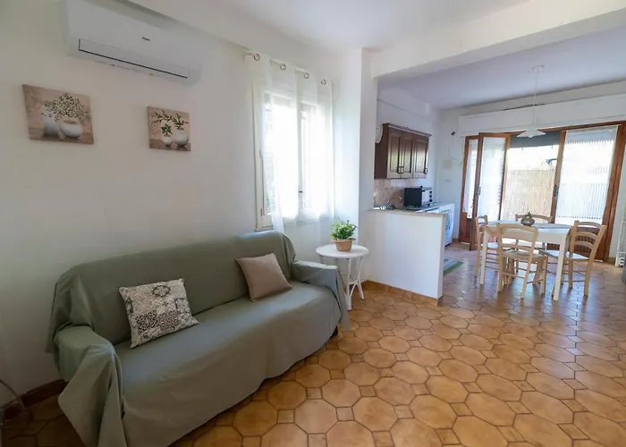 To Stay, 度假居 *